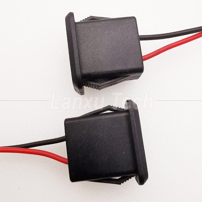 Wasserdichtes USB Typ A Weibliche Steckdose Montage 2-Pin-Drahtkabel für LED-Lampenspielzeug 1