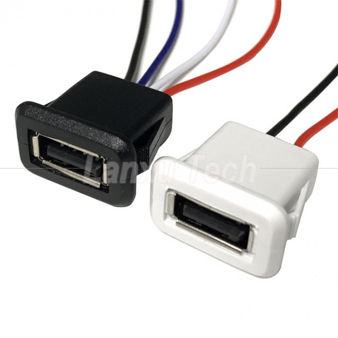 Wasserdichtes USB Typ A Weibliche Steckdose Montage 2-Pin-Drahtkabel für LED-Lampenspielzeug 5