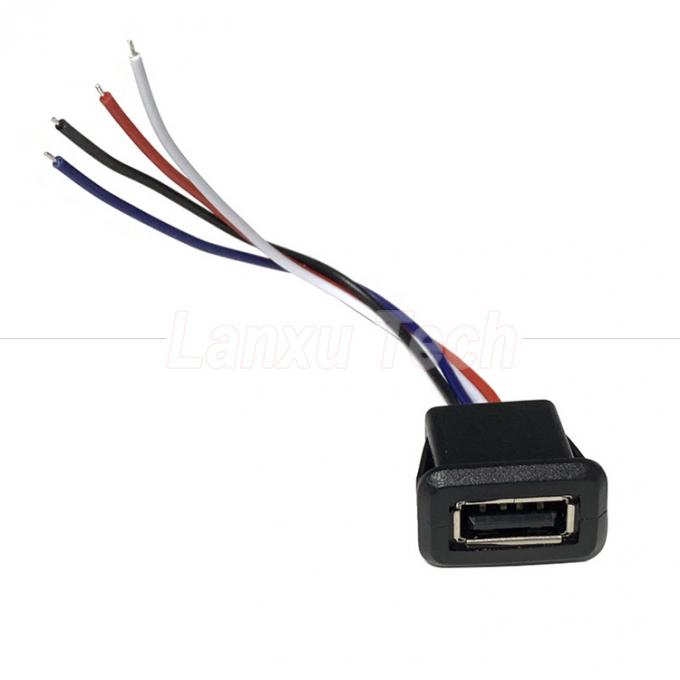 Wasserdichtes USB Typ A Weibliche Steckdose Montage 2-Pin-Drahtkabel für LED-Lampenspielzeug 8