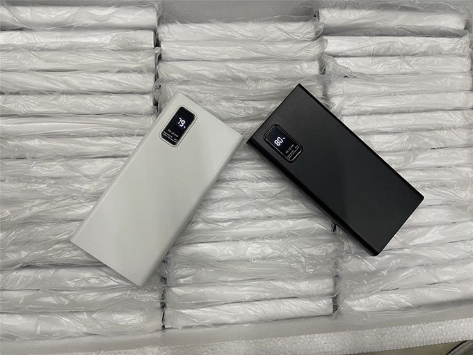 Outdoor Portable 10000mah PowerBank LED-Display PD QC3.0 22,5W Schnellladung Slim Power Banks 10000mAh USB-C Ladegerät für iphone 15 4